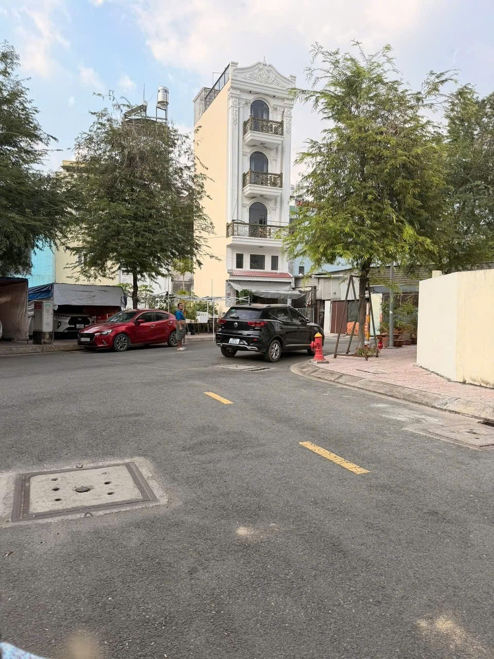 KHO XƯỞNG GÓC 2MT – NGANG 11M – ĐƯỜNG 10M XE TẢI – CHỈ 24.5 TỶ