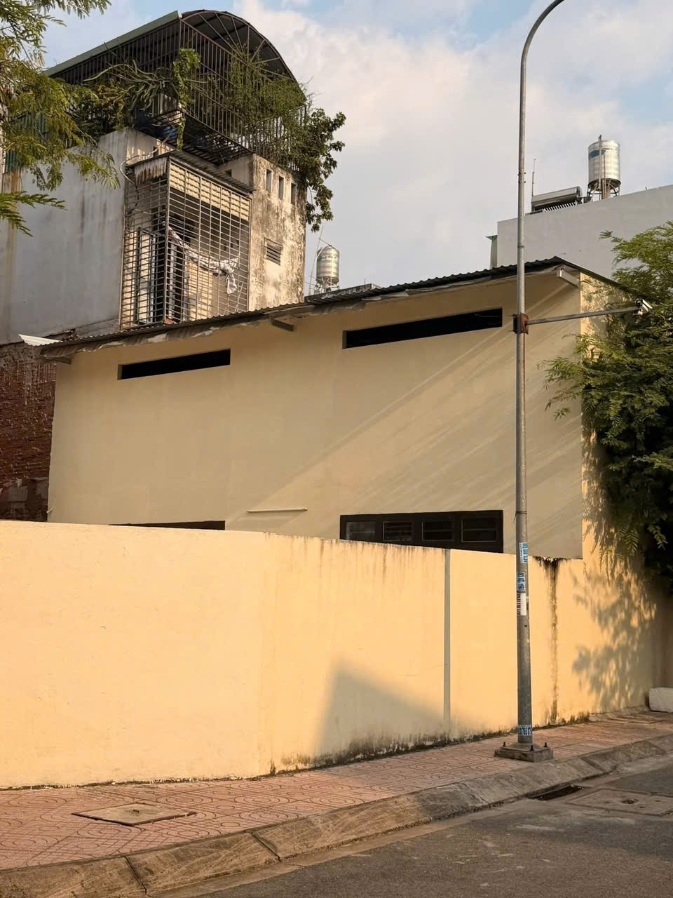 KHO XƯỞNG GÓC 2MT – NGANG 11M – ĐƯỜNG 10M XE TẢI – CHỈ 24.5 TỶ 3