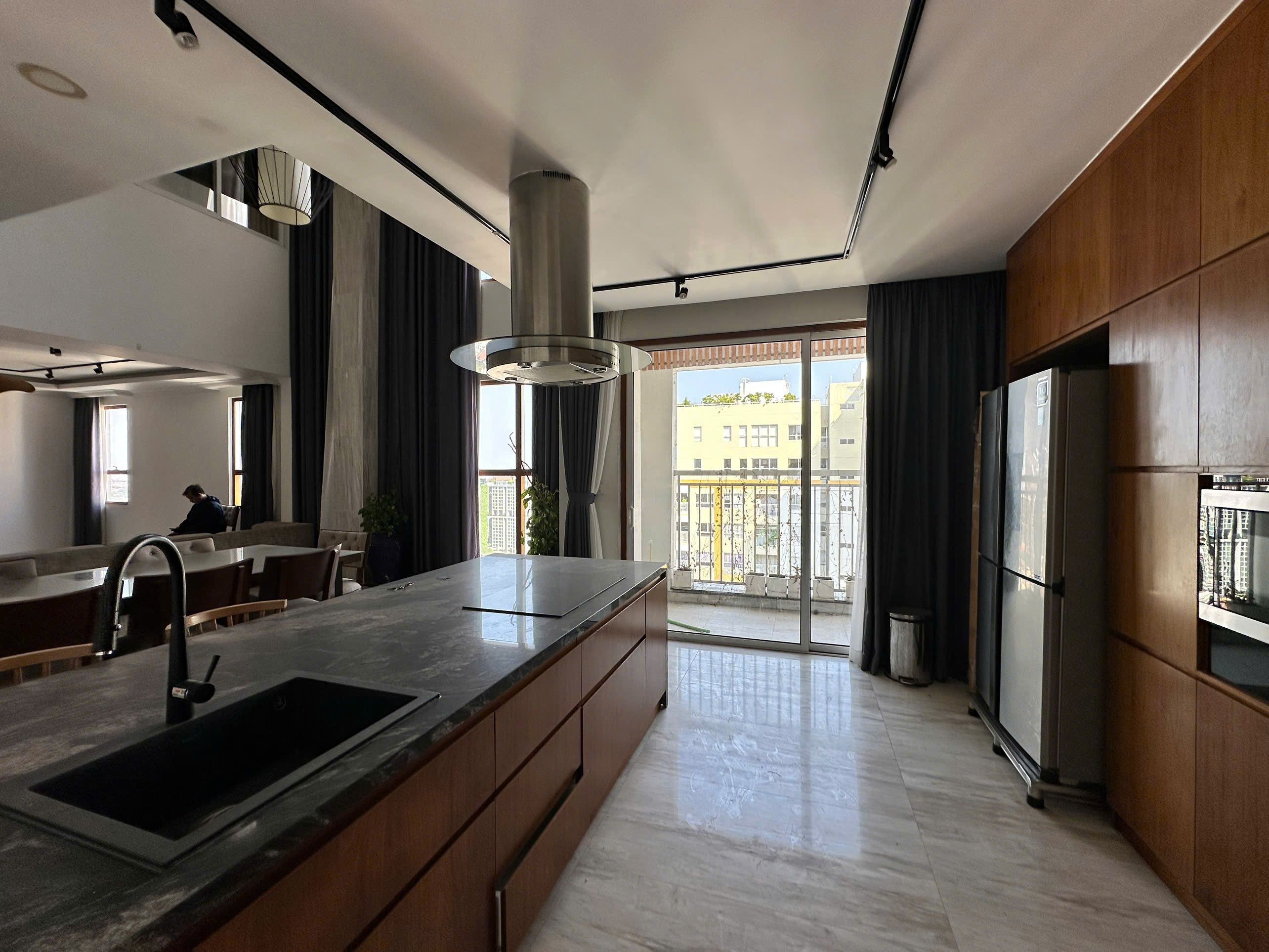 Cho thuê Căn hộ chung cư Phường Thảo Điền, Quận 2, Diện tích 370m², Giá Thương lượng 2