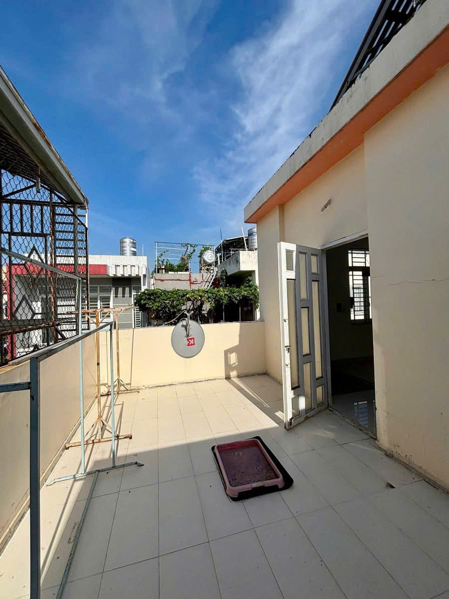 Cho thuê Nhà mặt tiền Phường Phước Long B, Quận 9, Diện tích 97m², Giá 17 Triệu/tháng 5