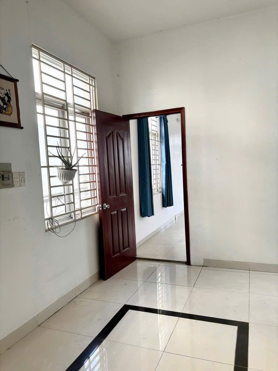 Cho thuê Nhà mặt tiền Phường Phước Long B, Quận 9, Diện tích 97m², Giá 17 Triệu/tháng 4