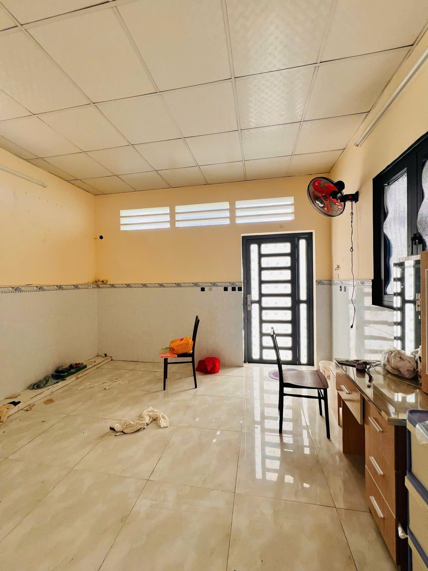 Q11 – NHÀ 3 TẦNG BTCT – NGANG ĐẸP 4M – GIÁ CHỈ 8 TỶ 3