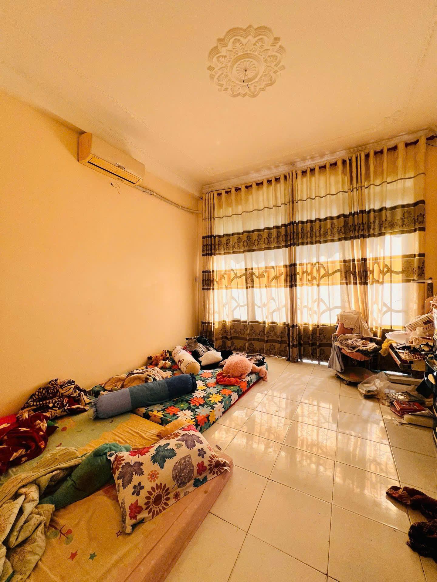 Q11 – NHÀ 3 TẦNG BTCT – NGANG ĐẸP 4M – GIÁ CHỈ 8 TỶ 4