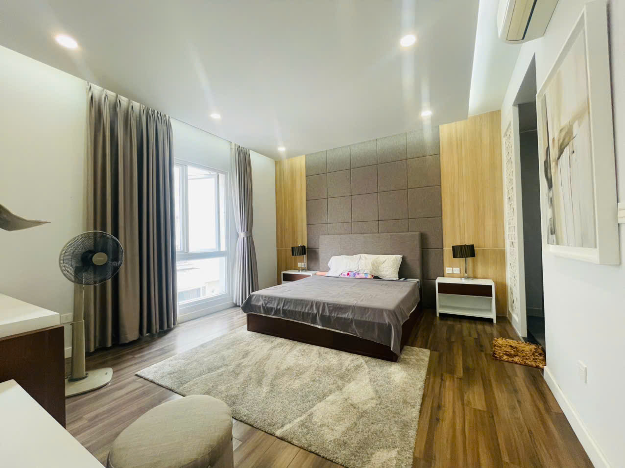 Cho thuê Biệt thự Quận 9, Hồ Chí Minh, Diện tích 251m², Giá Thương lượng 16