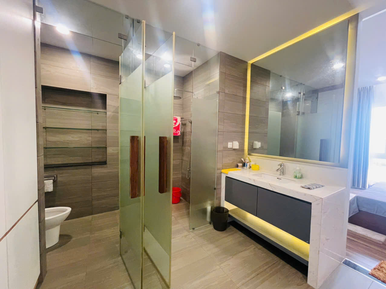 Cho thuê Biệt thự Quận 9, Hồ Chí Minh, Diện tích 251m², Giá Thương lượng 18