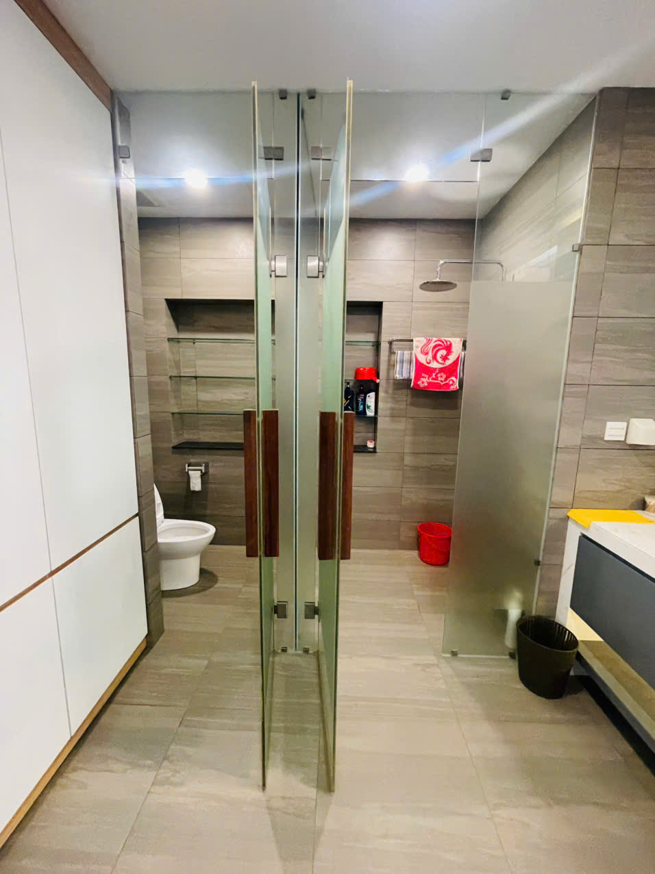 Cho thuê Biệt thự Quận 9, Hồ Chí Minh, Diện tích 251m², Giá Thương lượng 17