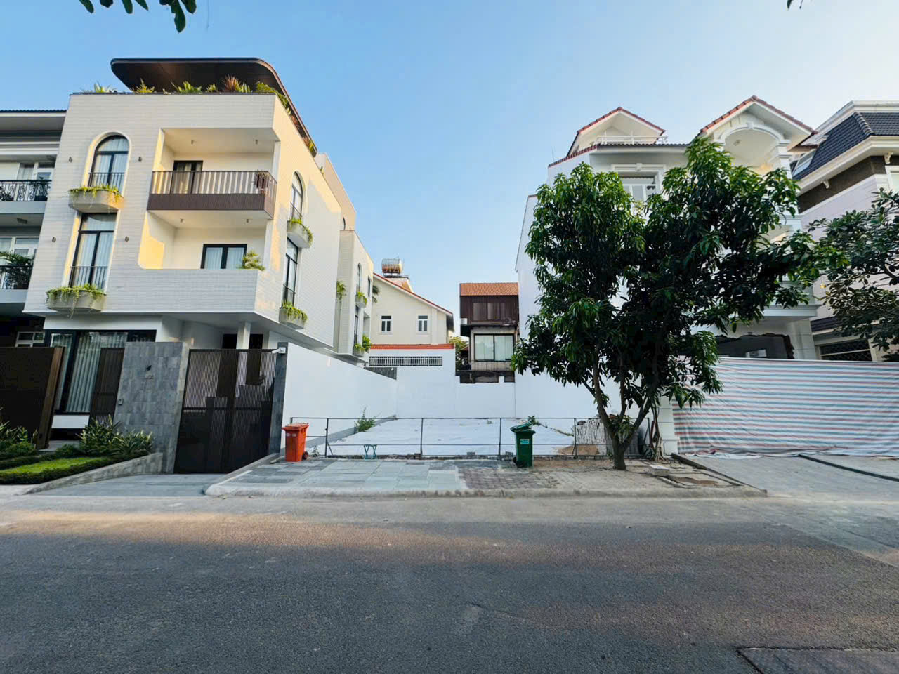 Cần bán Nhà mặt tiền Phường Thảo Điền, Quận 2, Diện tích 208m², Giá 65 Tỷ 2