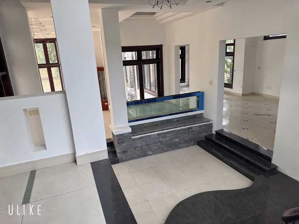 Cho thuê Biệt thự Phường Phước Long A, Quận 9, Diện tích 1000m², Giá 100 Triệu/tháng 2