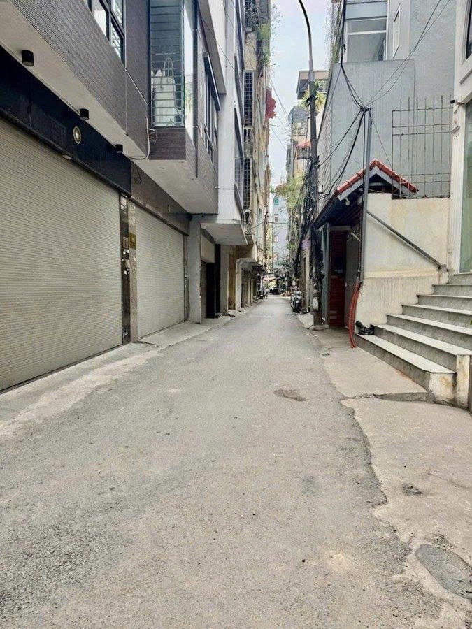 PHỐ VÍP THÁI HÀ - NGÕ PHÂN LÔ - Ô TÔ ĐỖ CỔNG - NHÀ DÂN XÂY CHẮC CHẮN - KHU DÂN TRÍ CAO - GẦN PHỐ 2