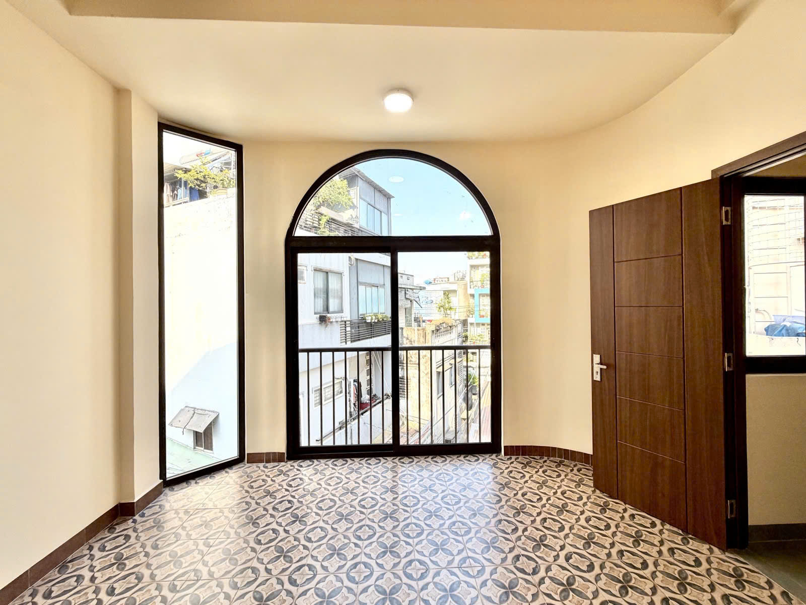 CHDV MỚI 100% – THANG MÁY – 11–14 PHÒNG – DÒNG TIỀN 80TR – TẦM 16 TỶ 4