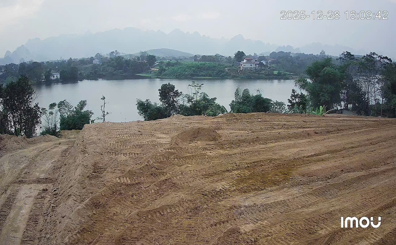 Cần bán đất view hồ Đá Bạc, diện tích 200m2 giá nhỉnh 2 tỷ có thương lượng 2