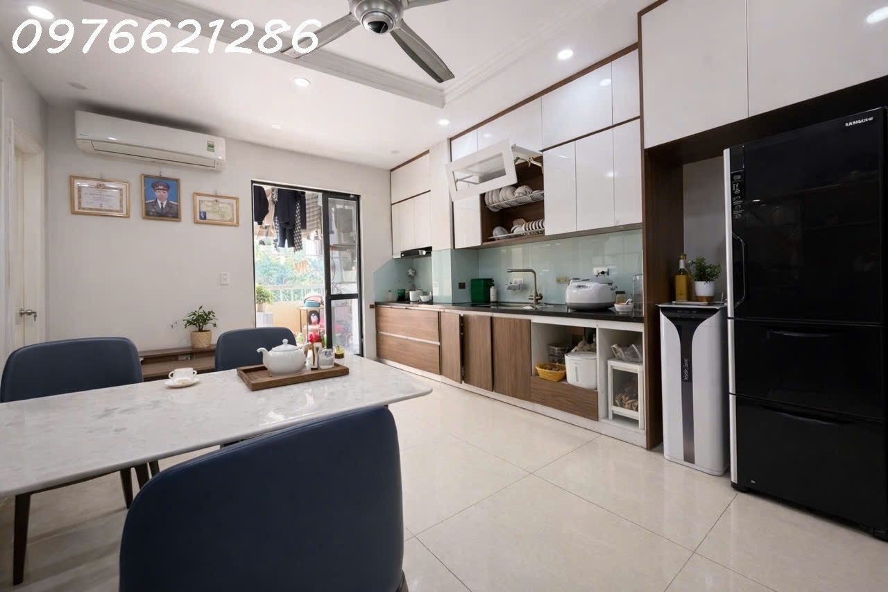 Hiếm – CC khu P Việt Hưng – 90m2 – 3PN-2WC – sát trường tiểu học – 5,3 tỷ 2