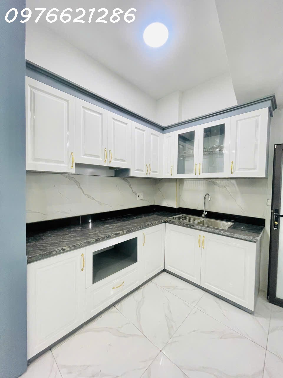 Nhà đẹp Việt Hưng – 5 tầng full đồ – ở ngay/cho thuê – sau BigC – hơn 6 tỷNhà đẹp Việt Hưng – 2