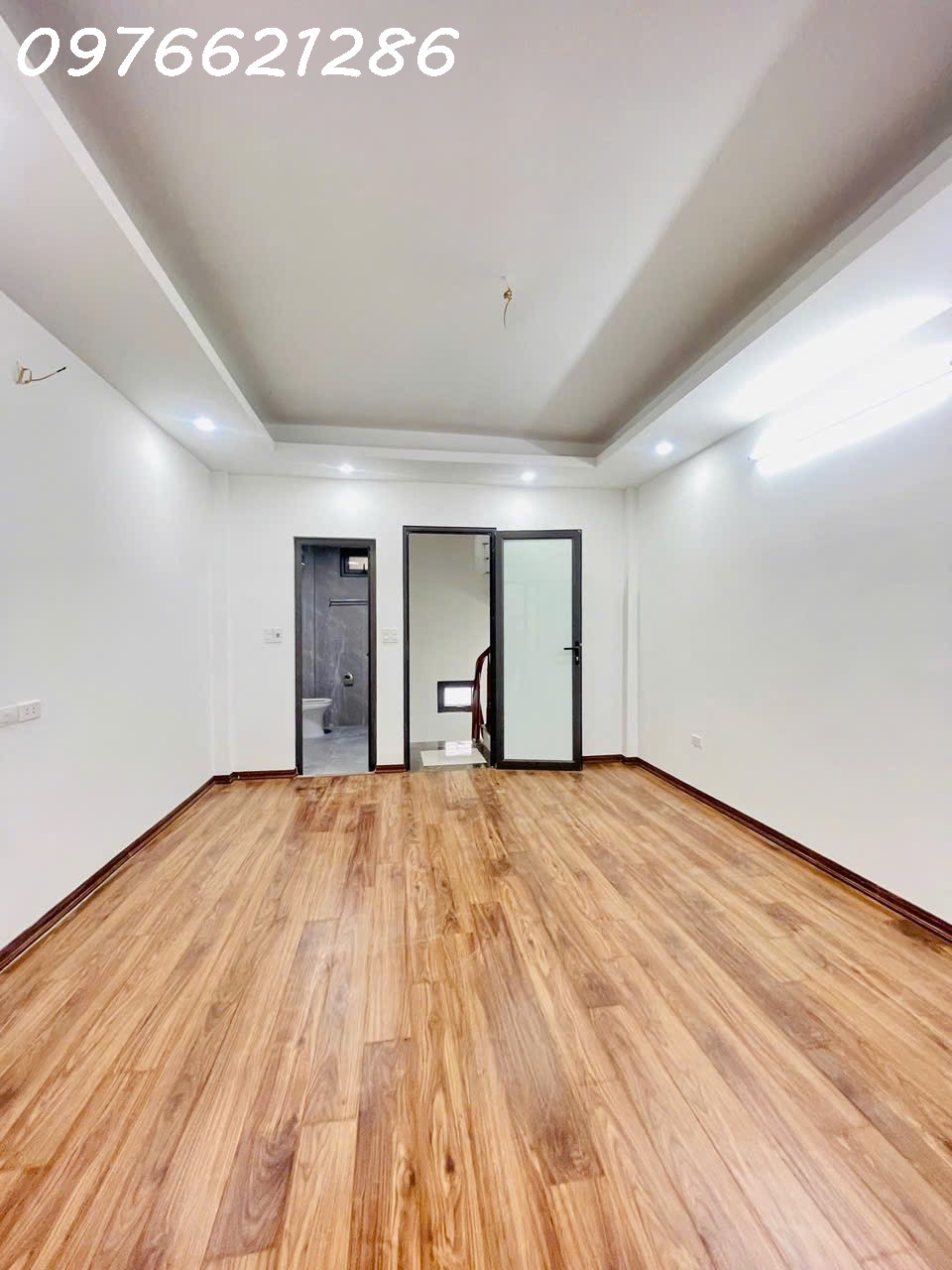 Nhà đẹp Việt Hưng – 5 tầng full đồ – ở ngay/cho thuê – sau BigC – hơn 6 tỷNhà đẹp Việt Hưng – 3