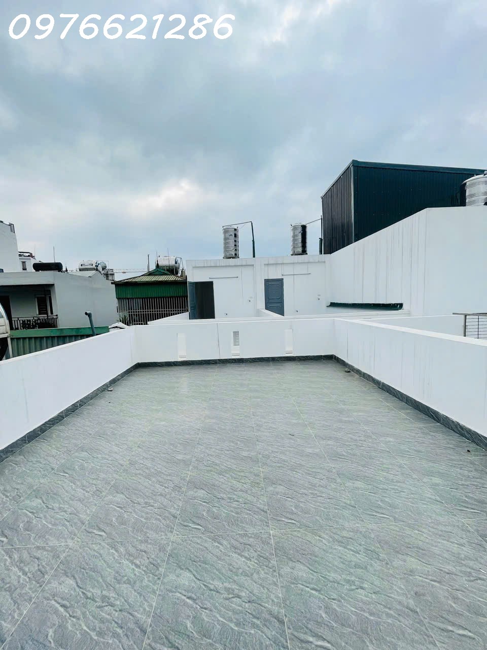 Nhà đẹp Việt Hưng – 5 tầng full đồ – ở ngay/cho thuê – sau BigC – hơn 6 tỷNhà đẹp Việt Hưng – 4