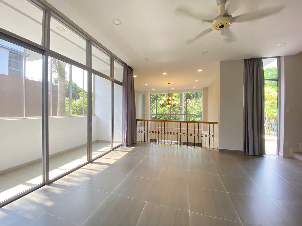 Cho thuê Nhà mặt tiền Quận 9, Hồ Chí Minh, Diện tích 415m², Giá 62 Triệu/tháng 4