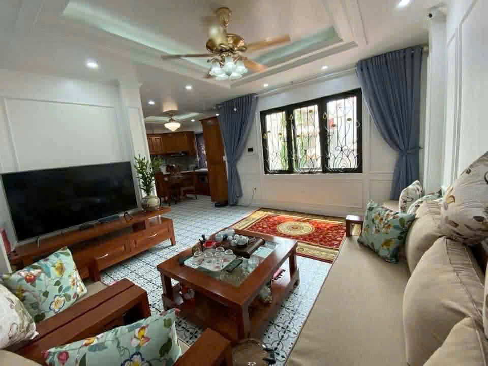 MẶT PHỐ TÂY SƠN – DIỆN TÍCH 85M – MẶT TIỀN 7M – LÔ GÓC – VỈA HÈ – 25 TỶ 3