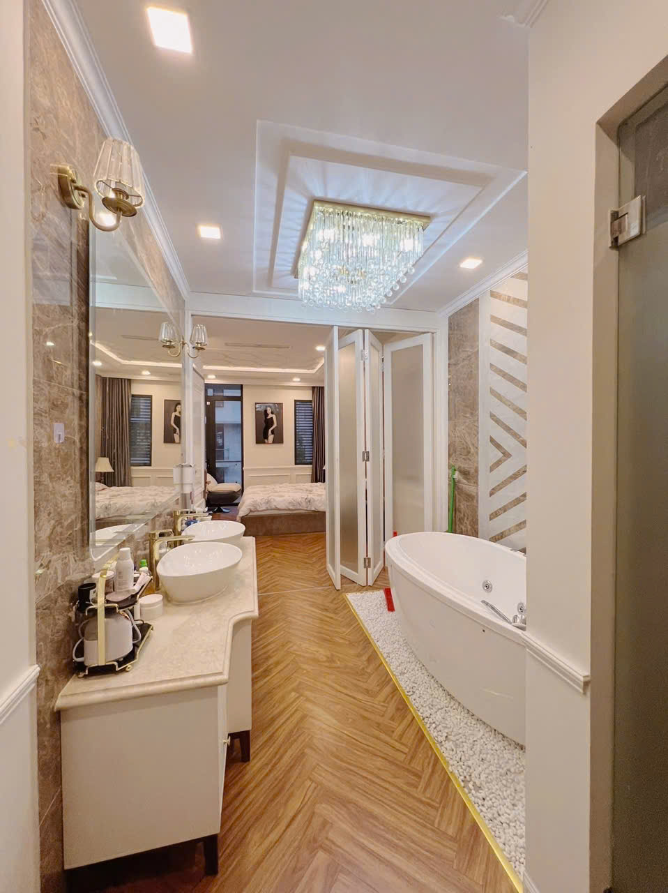 Cần bán Biệt thự Phường Phú Hữu, Quận 9, Diện tích 170m², Giá 23 Tỷ 3