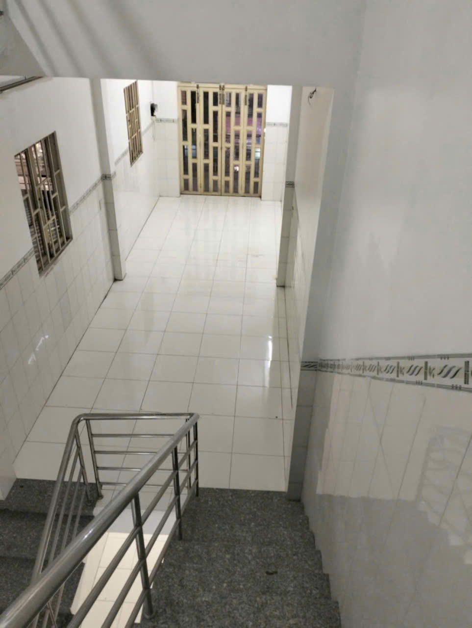 Bán nhà mt kinh doanh Nguyễn Hữu Thọ, thị trấn Bến Lức dt 56,7m2 3 lầu 4pn, 3wc giá 5,45 tỷ 11