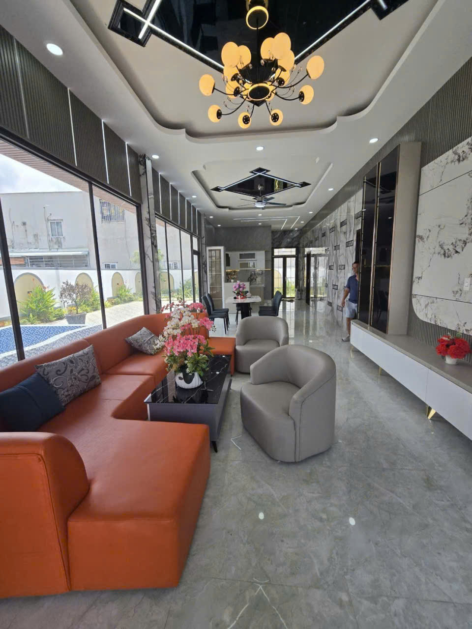 Bán villa sân vườn hồ bơi Long Thượng, Cần Giuộc dt550m2 , 3pn,2wc giá 5,6 tỷ 13