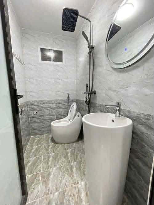 NGÕ HÒA BÌNH – DIỆN TÍCH 45M – 4TẦNG   – MT 4M – SÂN RỘNG – 50M RA PHỐ – 8.7 TỶ 4