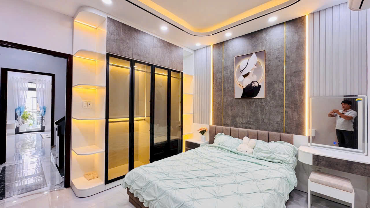 NHÀ CẠNH PHÚ MỸ HƯNG, 4x15M, 4 TẦNG, CHỈ HƠN 7 TỶ 3