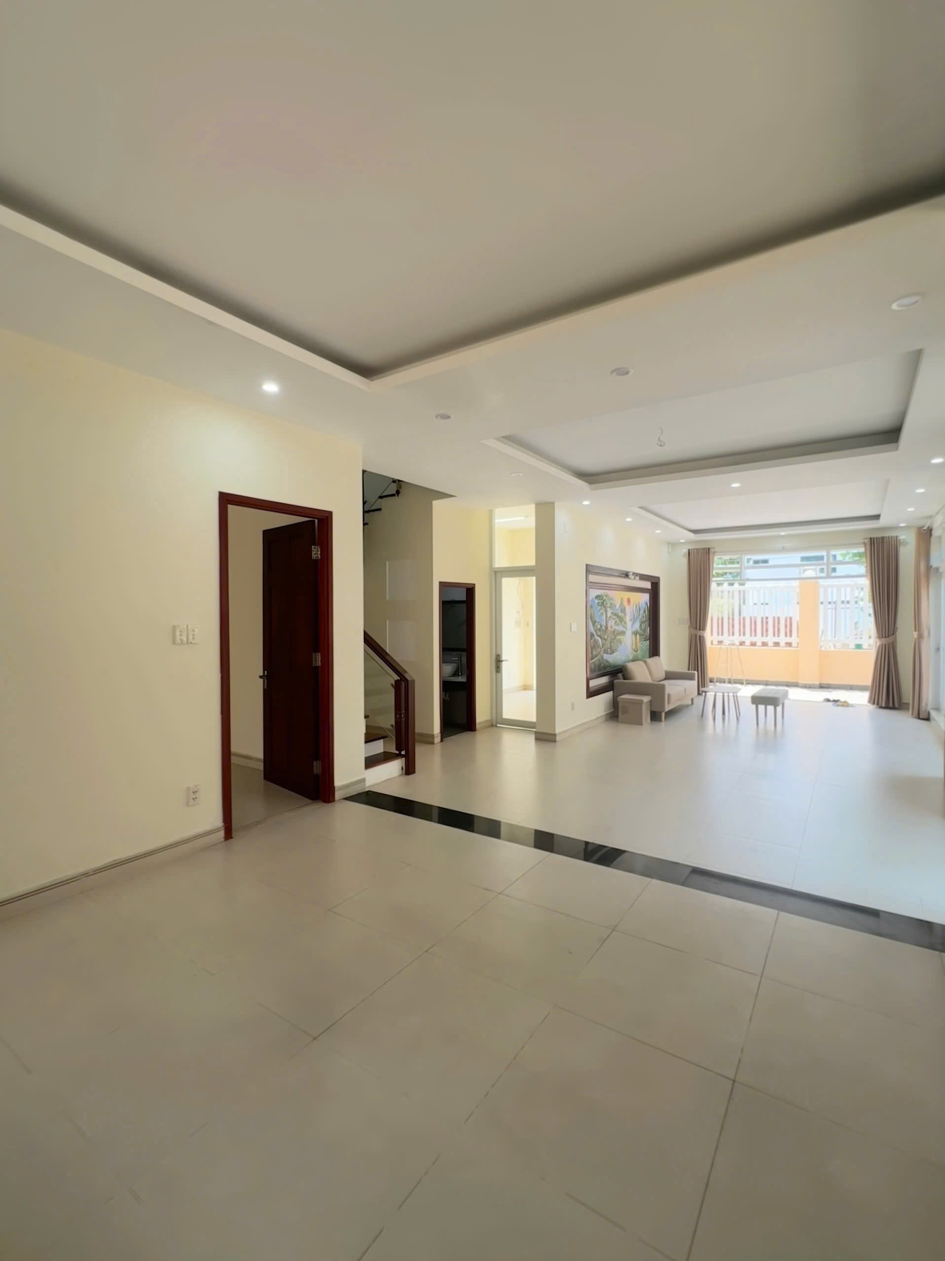 Cần bán Biệt thự Phường Phú Hữu, Quận 9, Diện tích 189m², Giá 25 Tỷ 2