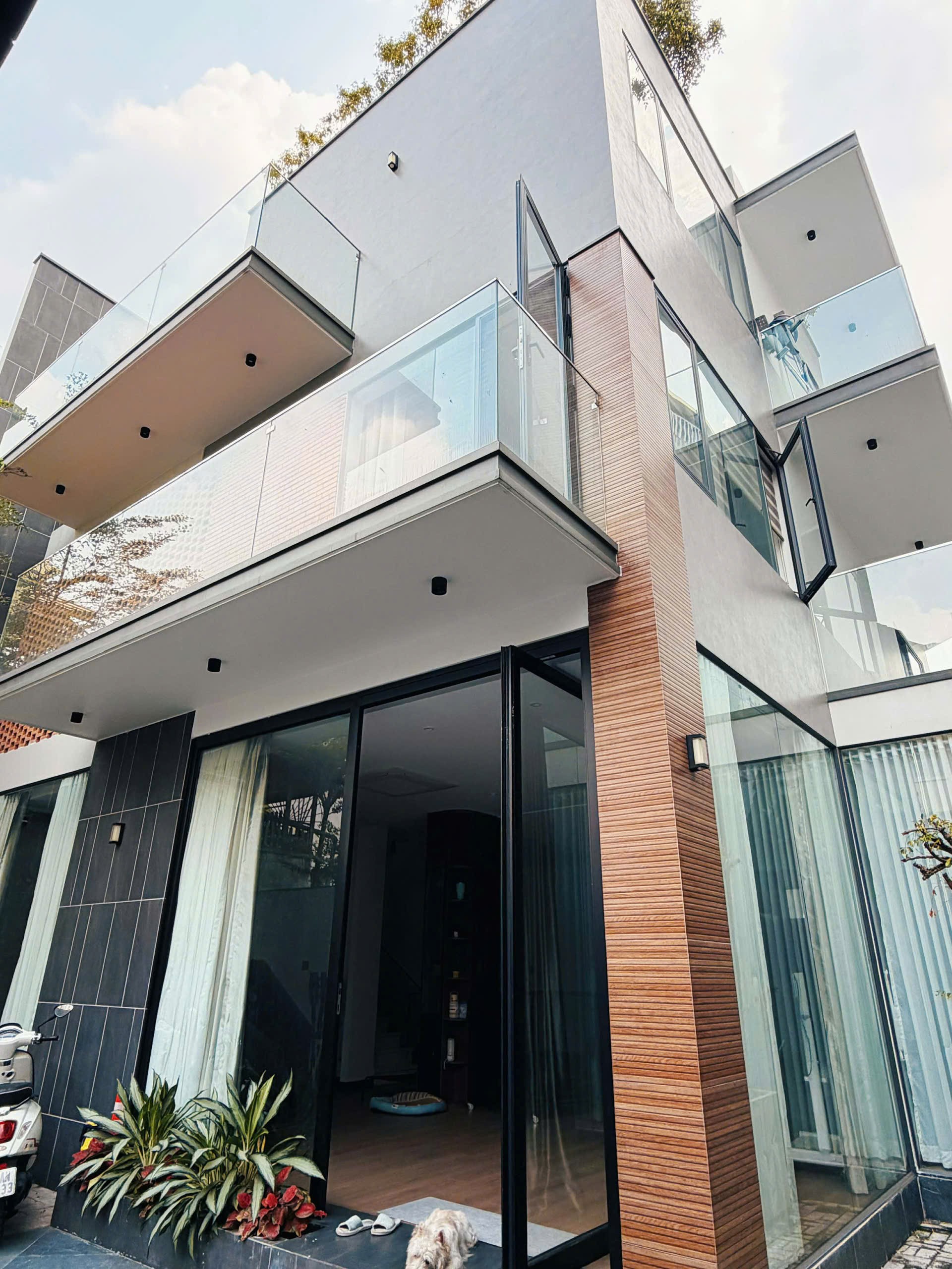 Cho thuê Biệt thự Bình Thạnh, Hồ Chí Minh, Diện tích 340m², Giá 88 Triệu/tháng 2