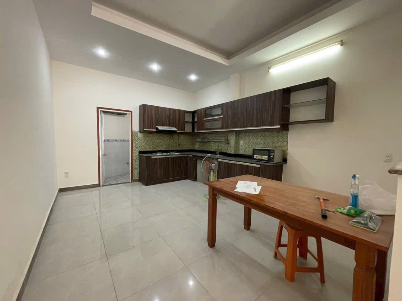 NHÀ ĐẸP GIÁ RẺ-DT4x14(56m2)-TRUNG TÂM QUẬN 7-KO QUY HOẠCH-GIÁ 4x tỷ 2