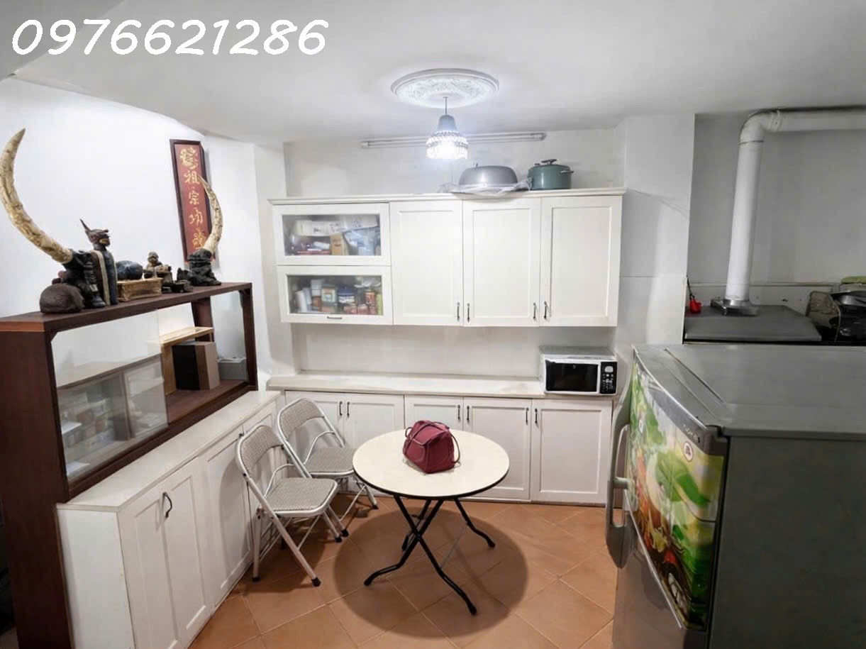 Hơn 5 Tỷ –Bán nhà dân xây Đức Giang – 32m² – Ô tô vào – 2 thoáng trước sau-gần Bình Minh garden 4