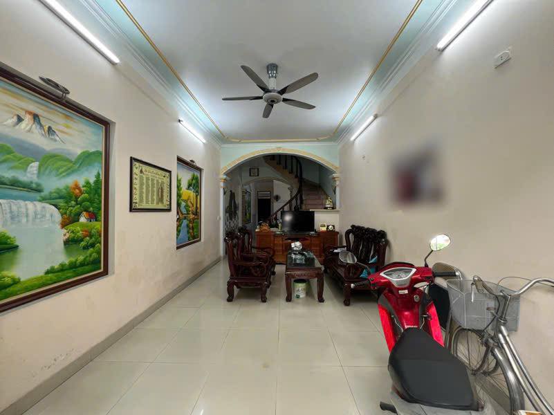 Bán căn nhà mặt phố Khu Đông Nam Cường, TP HD, 72m2, 4 tầng, 5 ngủ, 3 vs, mt 4m, 5.x tỷ