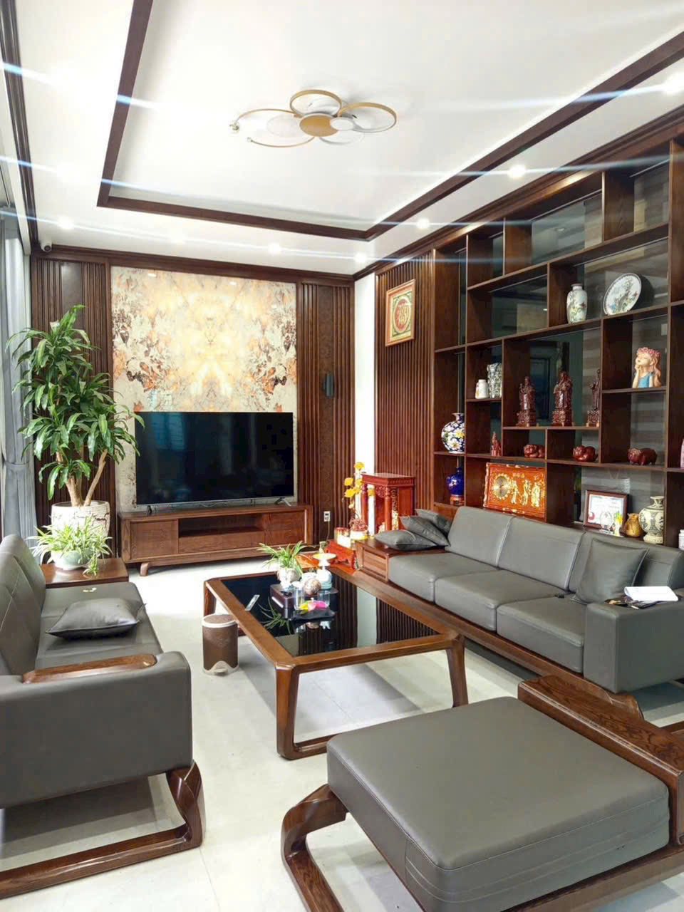 Bán căn biệt thự 3.5 tầng khu Đỉnh Long, ph Tân Bình, TP HD, 195.75m2, mt 11.5m, chỉ 1x tỷ