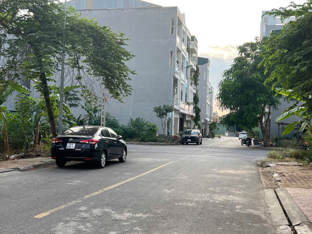 Bán lô đất đường nhánh Hoàng Quốc Việt, TP Hải Dương, 68m2, mt 4m, đường 17.5m, 3.85 tỷ