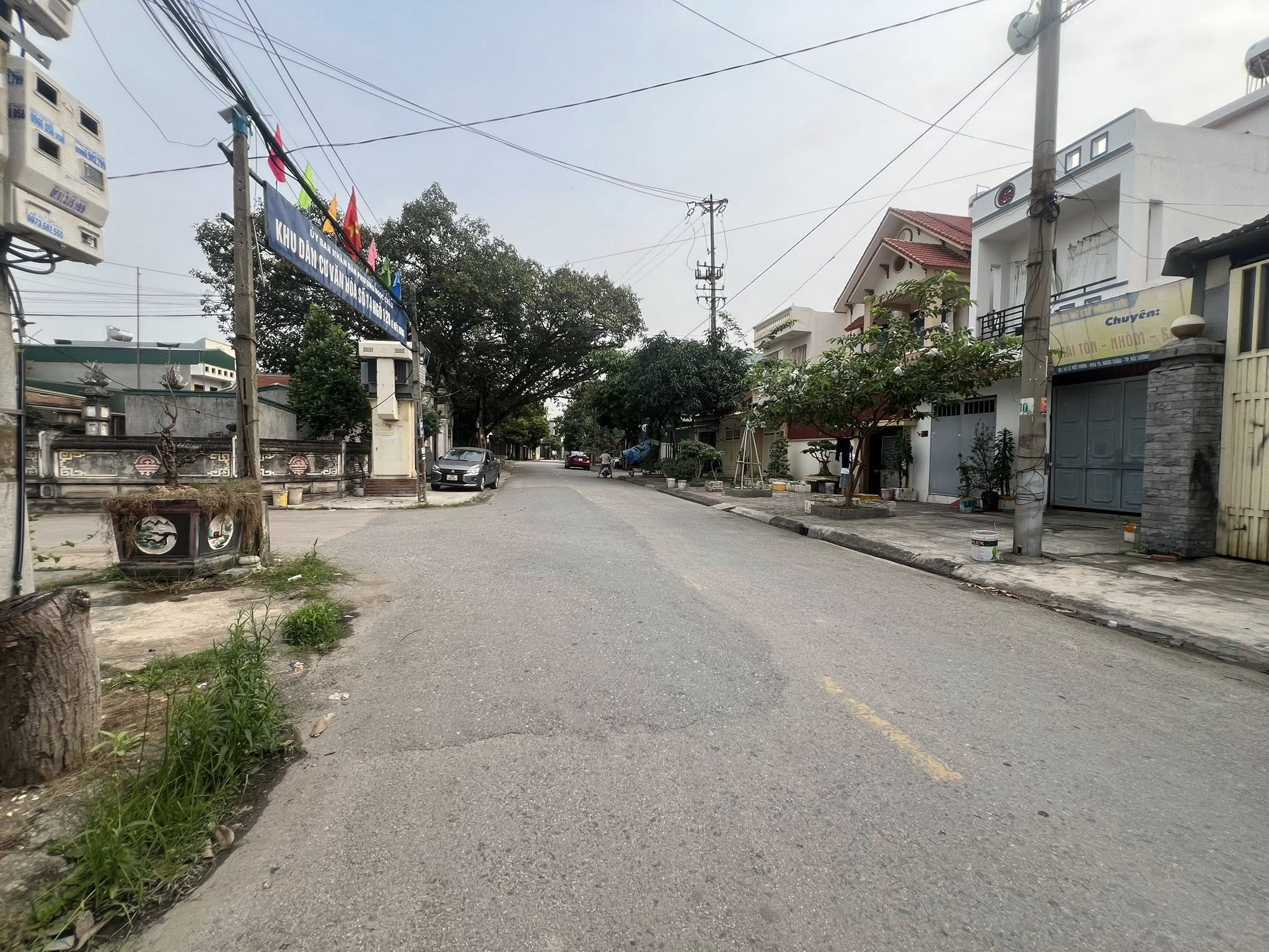 Bán lô đất mặt phố Lê Viết Hưng, ph Ngọc Châu, TP HD, 253.3m2, mt 7.95m, giá tốt, KD