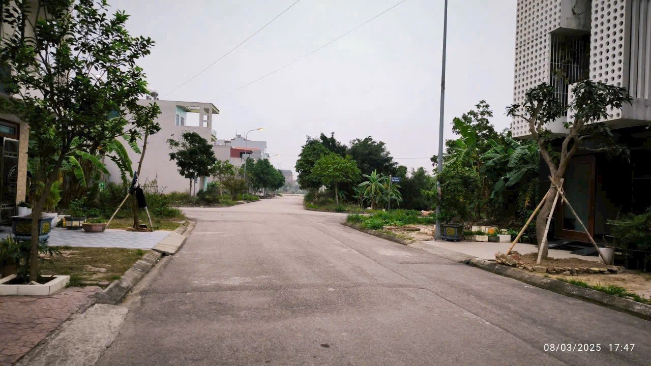 Bán lô đất khu chia lô quân đội Cẩm Khê, Tứ Minh, TP HD, 91.87m2, mt 4.5m, đường 17.5m 2