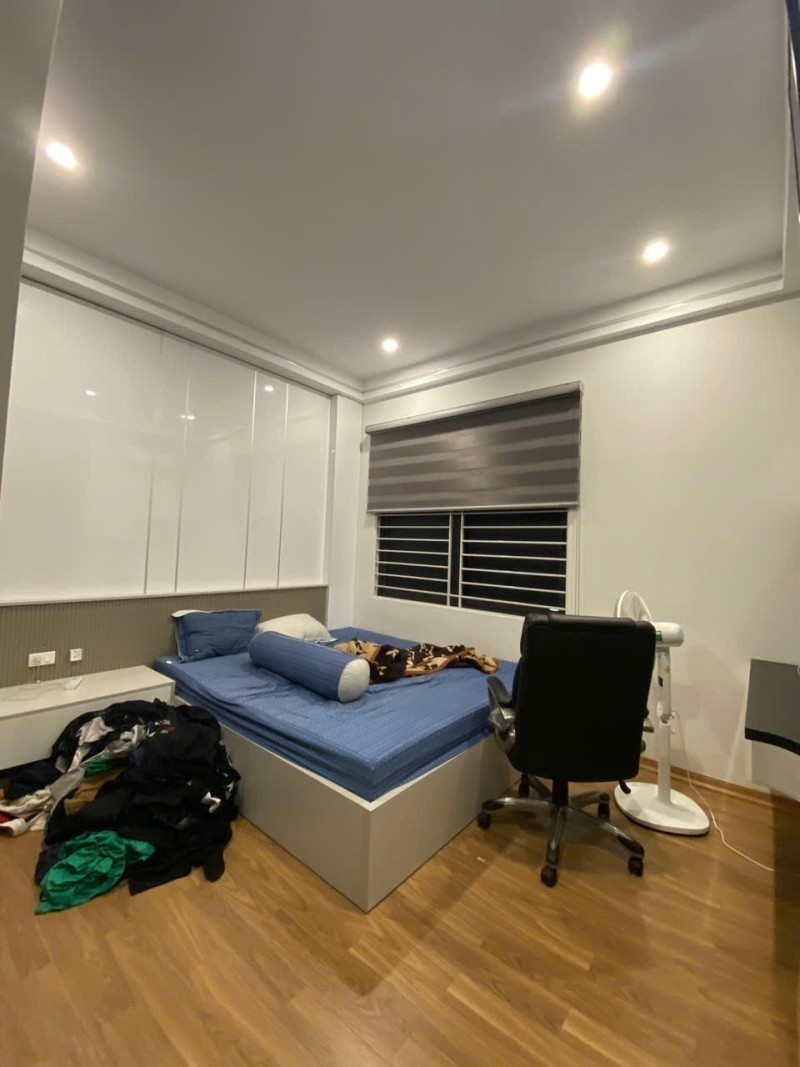 BIỆT THỰ MINI VIỆT HƯNG – 61m² – 6 TẦNG – GARA 2 Ô TÔ – NỘI THẤT NHẬT 3 TỶ 2