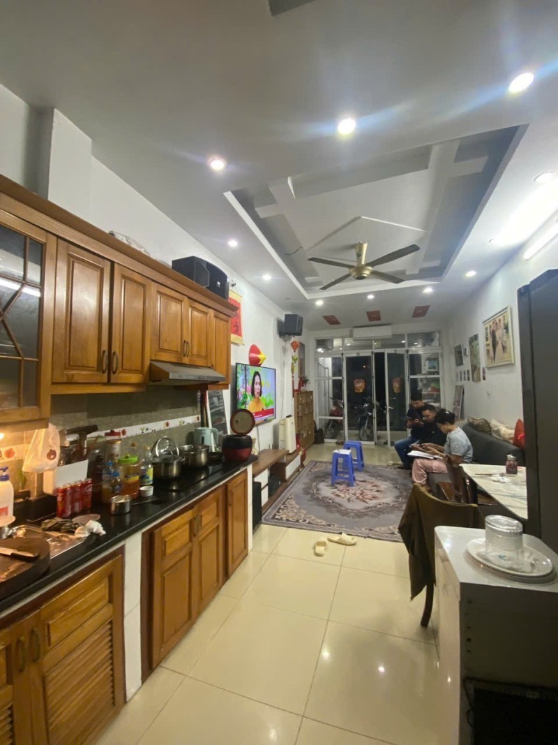 ĐỨC GIANG – Ô TÔ VÀO NHÀ – 5 TẦNG – GIÁ TỐT LONG BIÊN 2