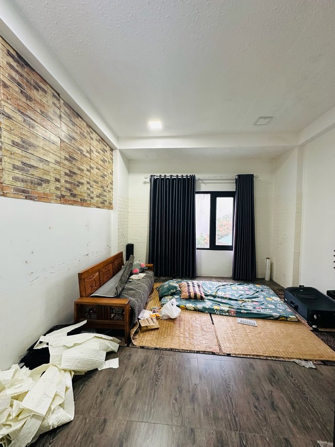 BÁT KHỐI LONG BIÊN-NHÀ MỚI ĐẸP-76Mx4T 14xTỶ-ÔTÔ VÀO NHÀ-MẶT NGÕ THÔNG KINH DOANH 3