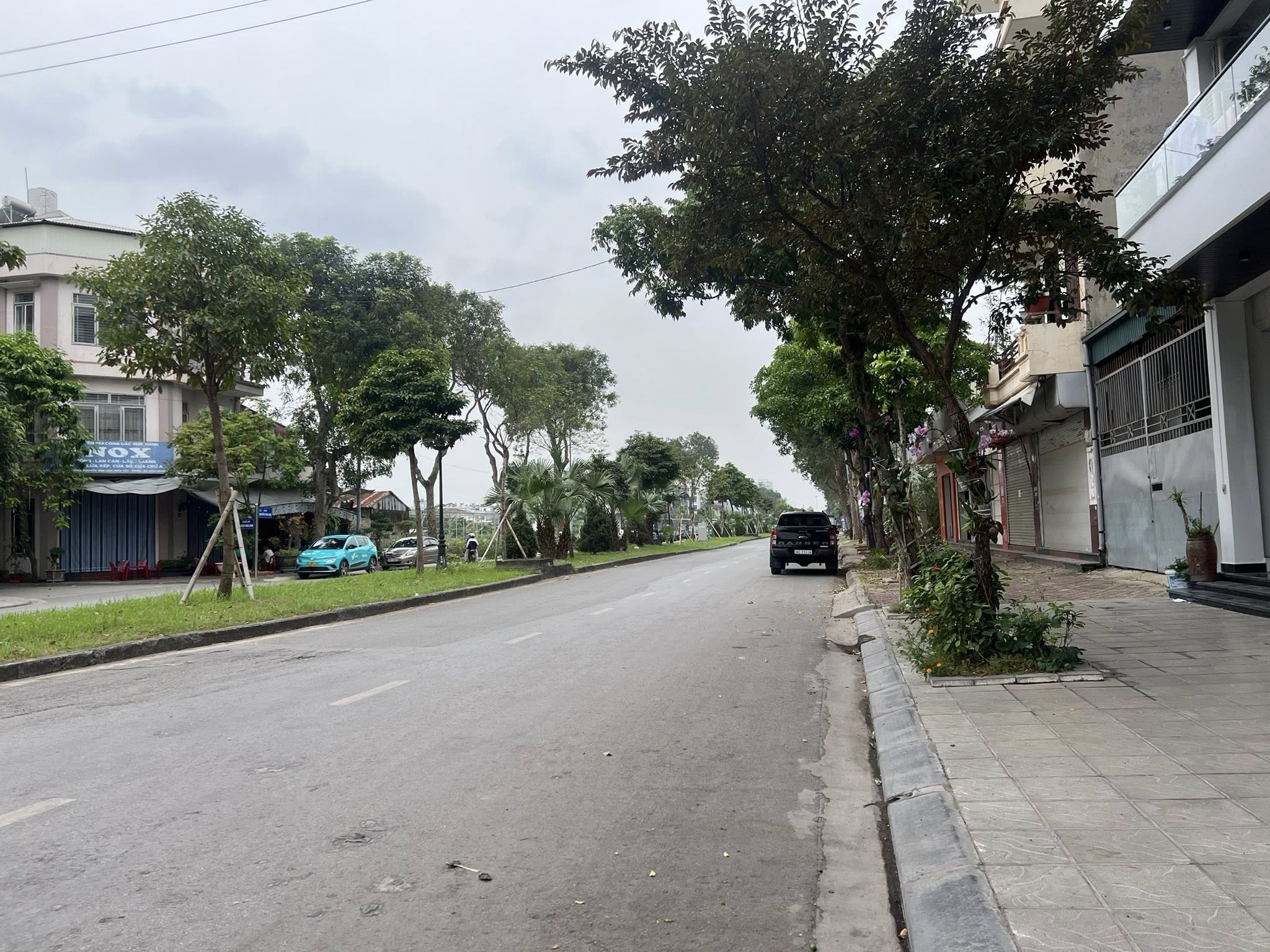 Bán lô đất mặt đường đôi Nguyễn Văn Linh, ph Thanh Bình, TP HD, 108m2, mt 6m, KD tốt 2