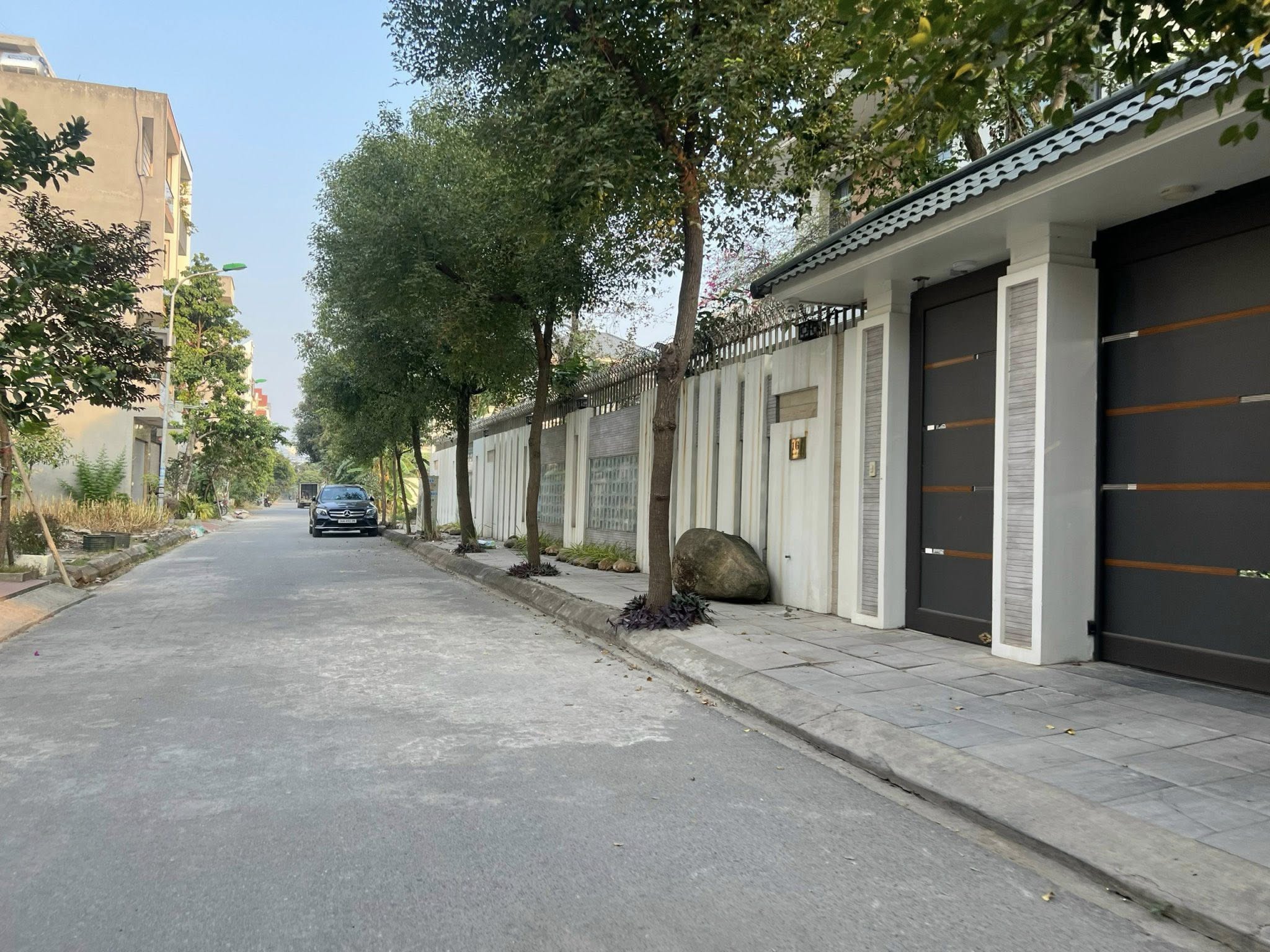 Bán lô đất biệt thự cực rẻ mặt phố Nguyễn Viết Xuân, KĐT An Phú, TP HD, 220m2, mt 10m