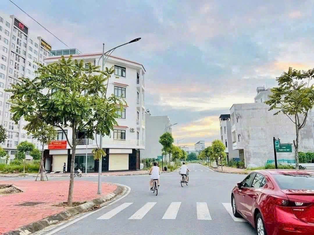 Bán 2 lô đất liên nhau mặt phố Phạm Minh Nghĩa, KDC Trần Hưng Đạo, TP HD, 157.5m2, giá tốt 2