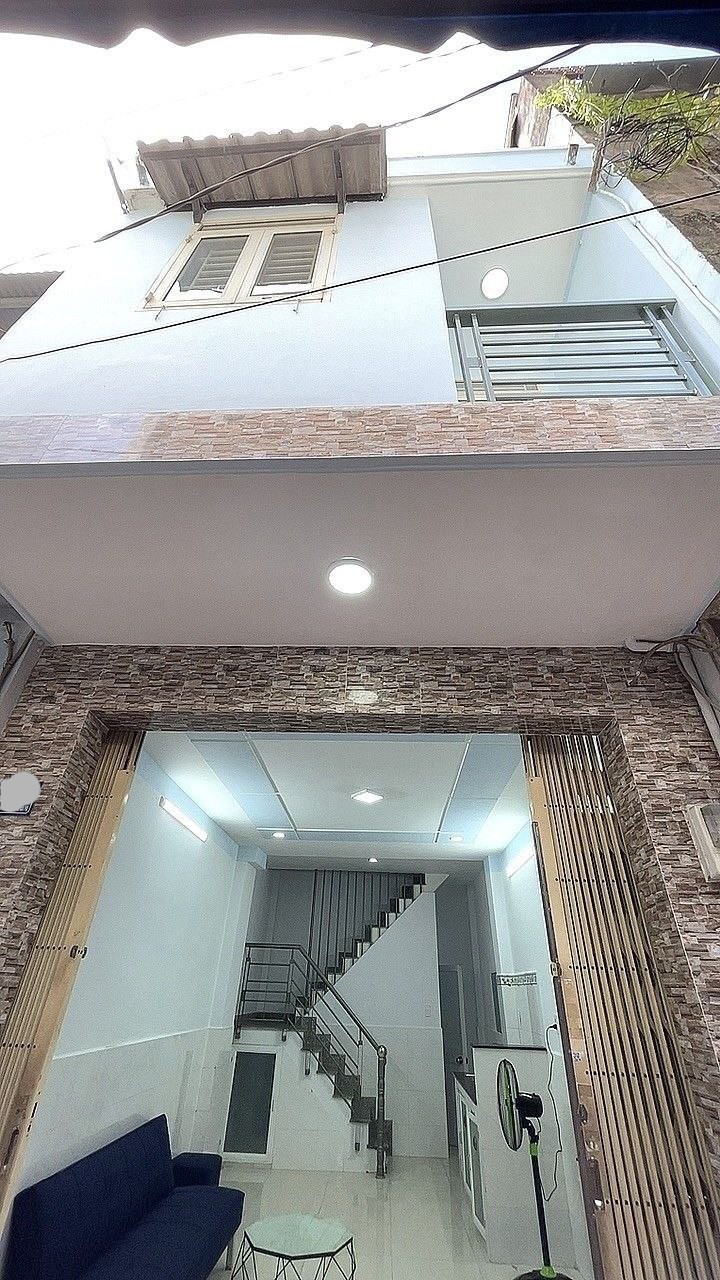 HÀNG HIẾM VƯỜN LÀI 23M2 NHÀ ĐÚC 2 TẦNG SHR GIÁ NHỈNH 3 TỶ