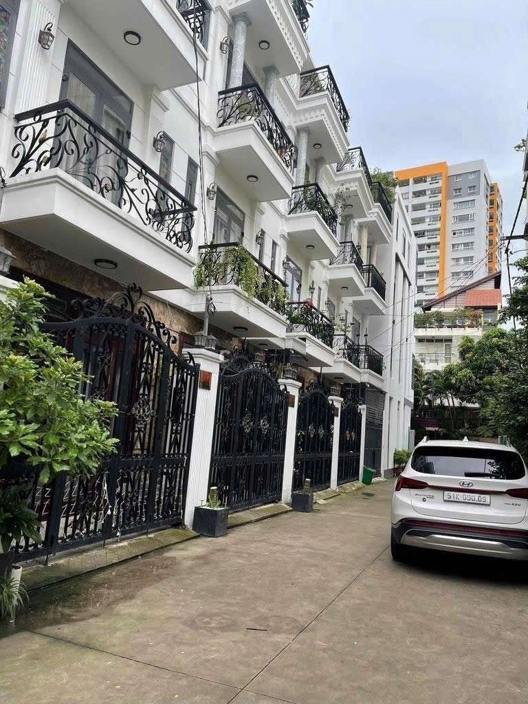 CHO THUÊ NHÀ KHU BIỆT THỰ, ĐƯỜNG 17, HIỆP BÌNH CHÁNH, THỦ ĐỨC