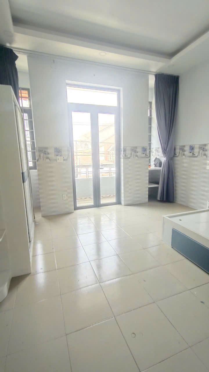 Cho thuê nhà phường Hiệp Bình   MT đường số 38 cách chợ Hiệp Bình 100m 6