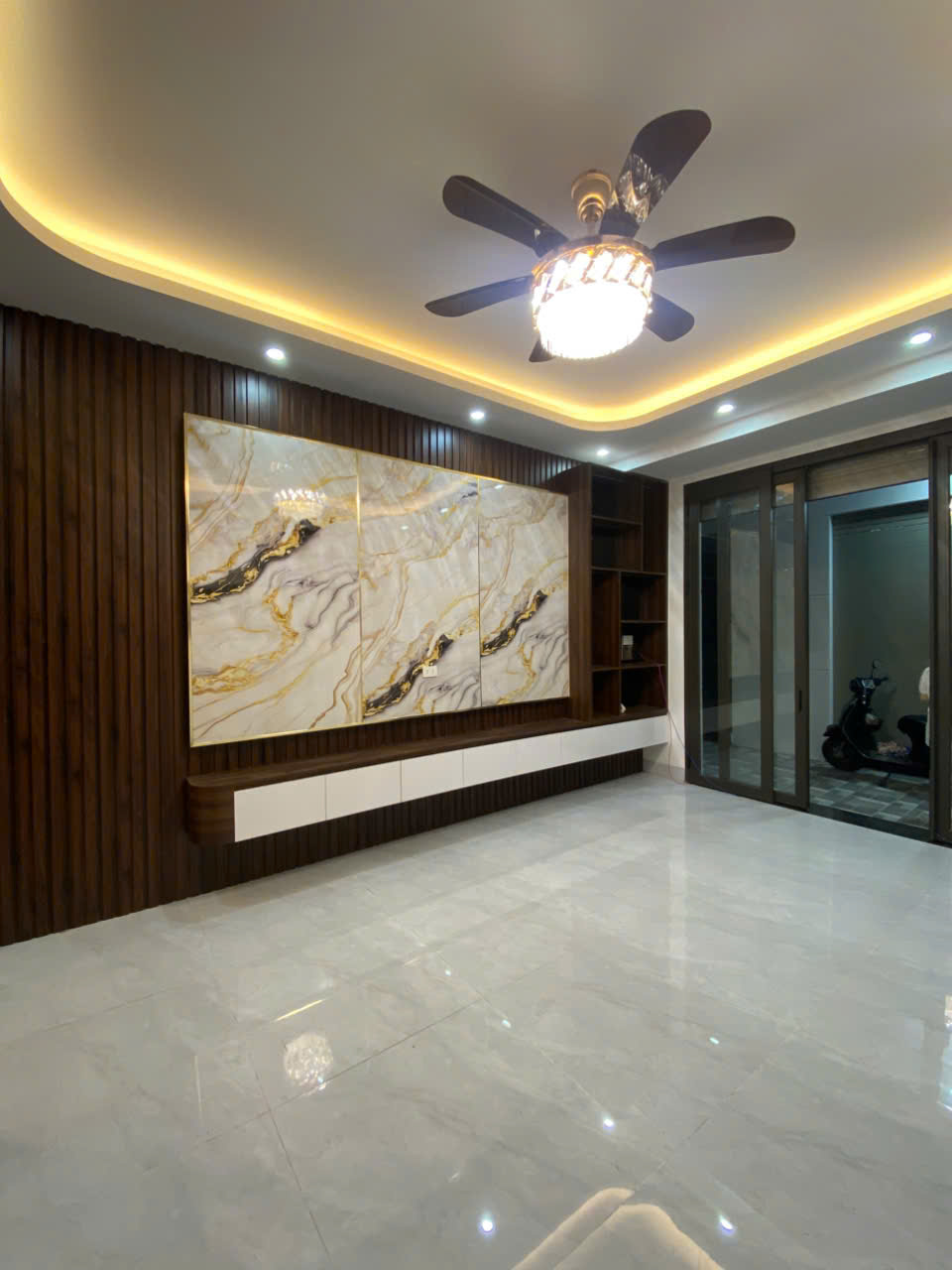 chính chủ bán nhà 4 tầng đẹp ngay trần lãm, gần bv sản an đức và khối bệnh viên lớn nhất tỉnh hưng 3