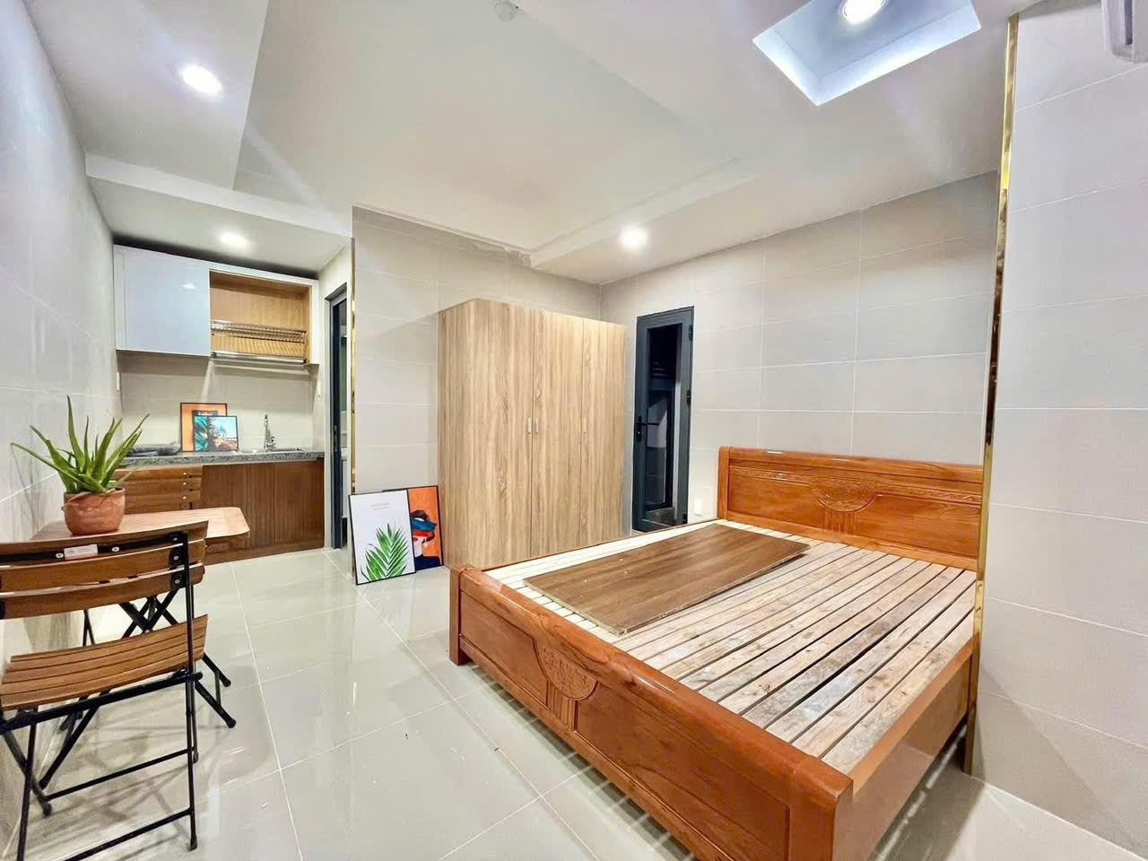 Cần bán Nhà mặt tiền đường Hàng Tre, Phường Long Thạnh Mỹ, Diện tích 126m 4 TẦNG