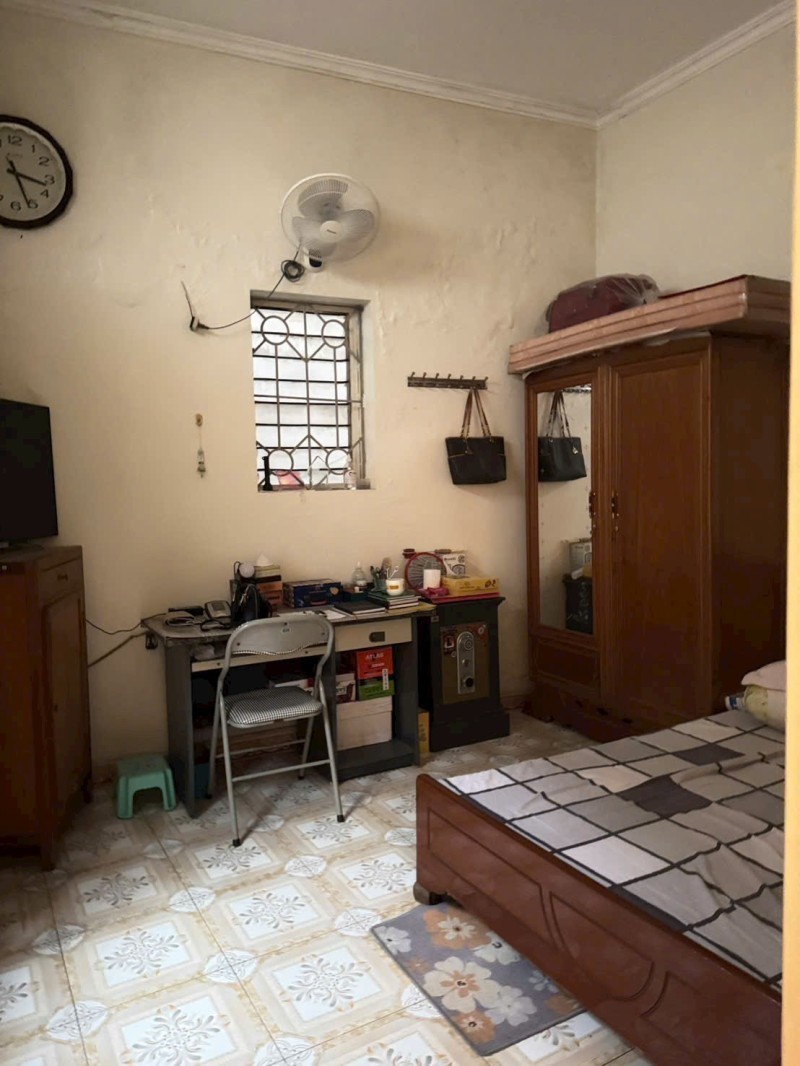 CHÍNH CHỦ BÁN NHÀ NGỌC THỤY – LONG BIÊN  MT 11M HIẾM  45m² x 3 TẦNG 2