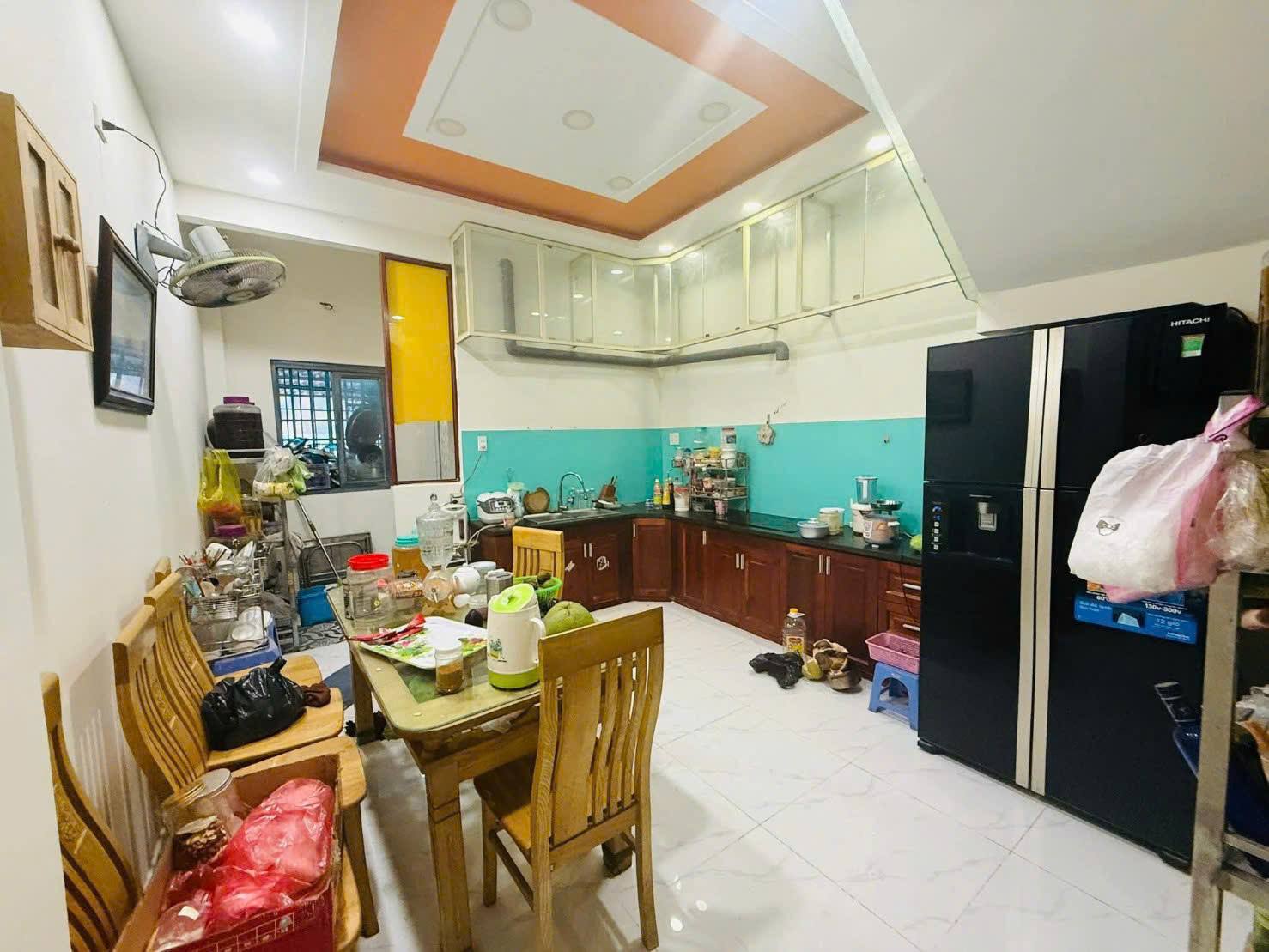 CHO THUÊ NHÀ QL13 – LIỀN KỀ VẠN PHÚC CITY, 3TANG 3PN, GIÁ 13TR 4