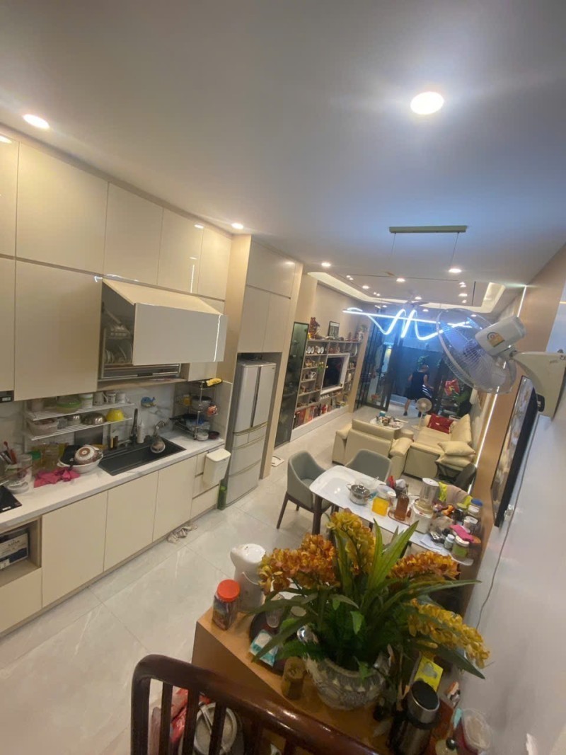 BÁN NHÀ BỒ ĐỀ – 5 TẦNG – Ô TÔ TRÁNH – GẦN PHỐ CỔ