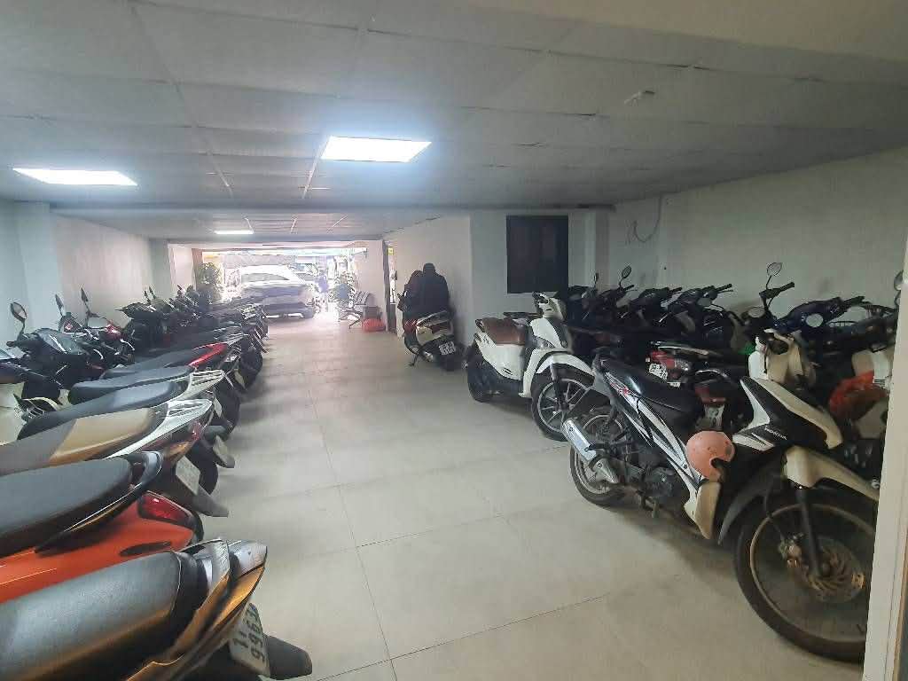 toà nhà mặt phố Hồng Tiến, 152m x 6 tầng, MT 6.3m, dòng tiền 250tr/tháng 4